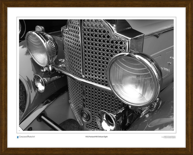 1932 Packard 903 Deluxe Eight / CPA312B / Black and White