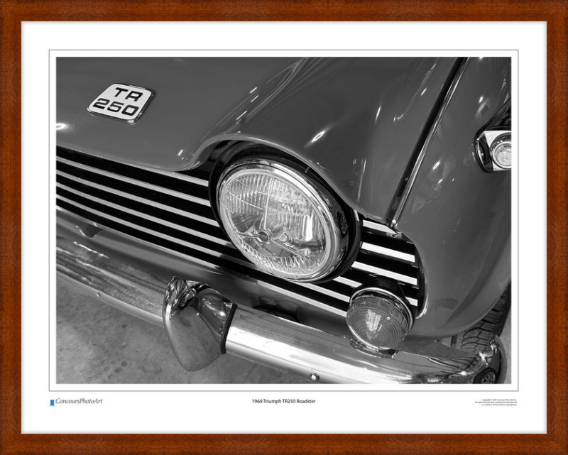 1968 Triumph TR250 Roadster / CPA111B / Black and White