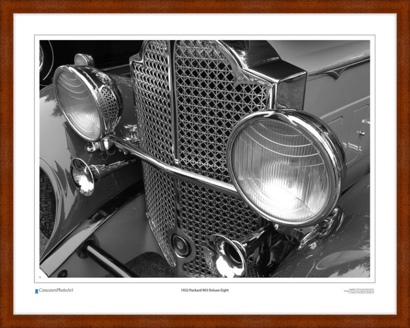 1932 Packard 903 Deluxe Eight / CPA312B / Black and White