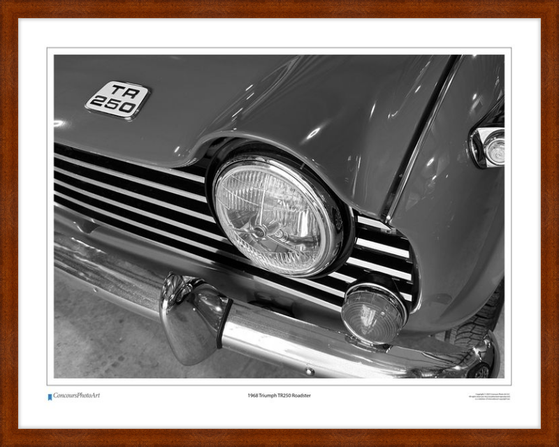 1968 Triumph TR250 Roadster / CPA111B / Black and White
