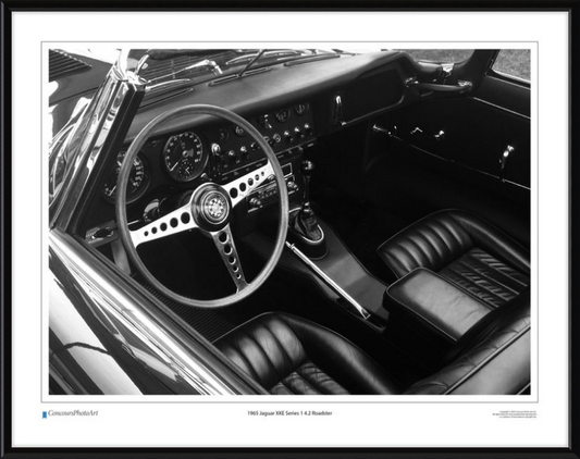 1965 Jaguar XKE Series 1 4.2 Roadster / CPA605B / Black and White