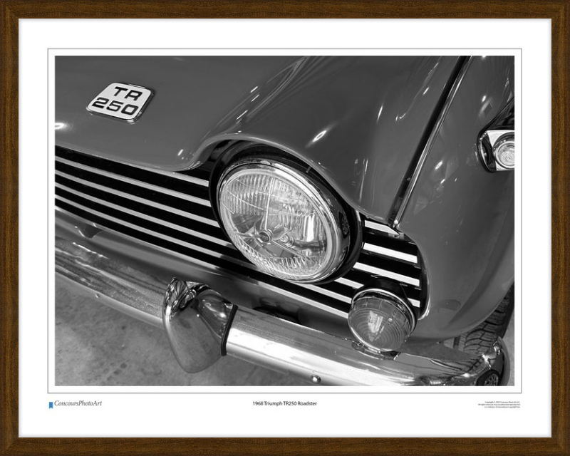1968 Triumph TR250 Roadster / CPA111B / Black and White