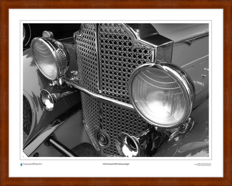 1932 Packard 903 Deluxe Eight / CPA312B / Black and White