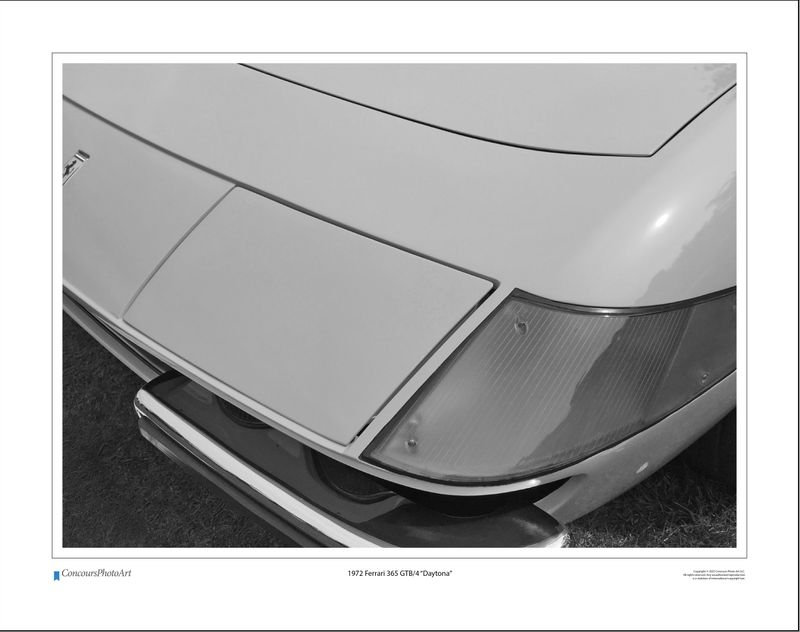 1972 Ferrari 365 GTB/4 “Daytona” / CPA205B / Black and White