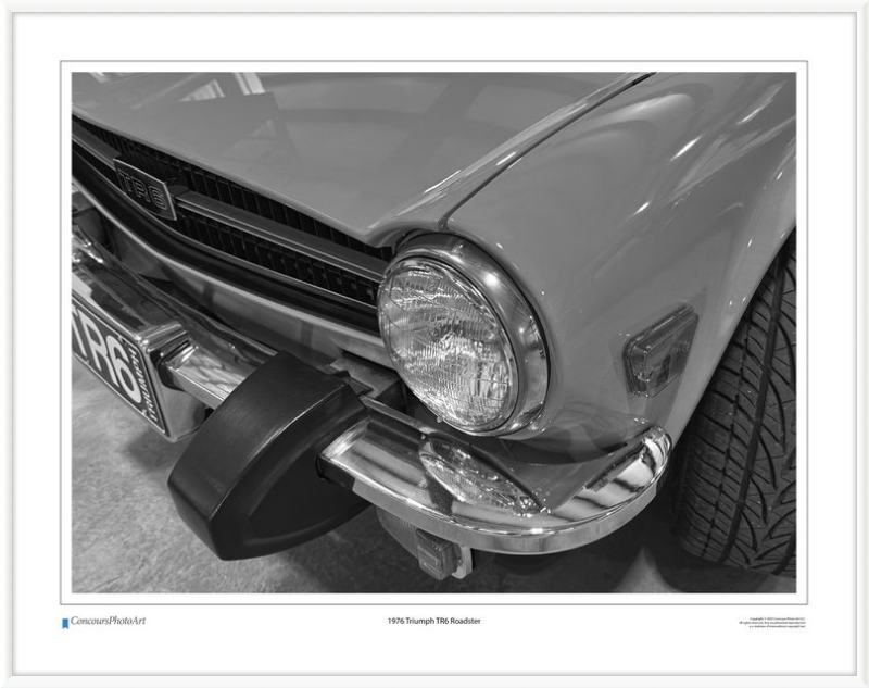1976 Triumph TR6 Roadster / CPA109B / Black and White
