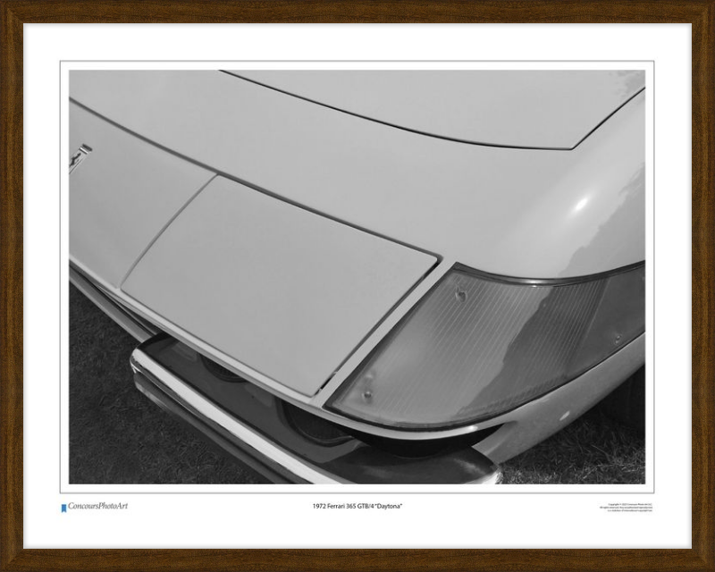 1972 Ferrari 365 GTB/4 “Daytona” / CPA205B / Black and White