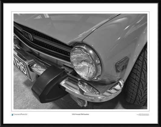 1976 Triumph TR6 Roadster / CPA109B / Black and White