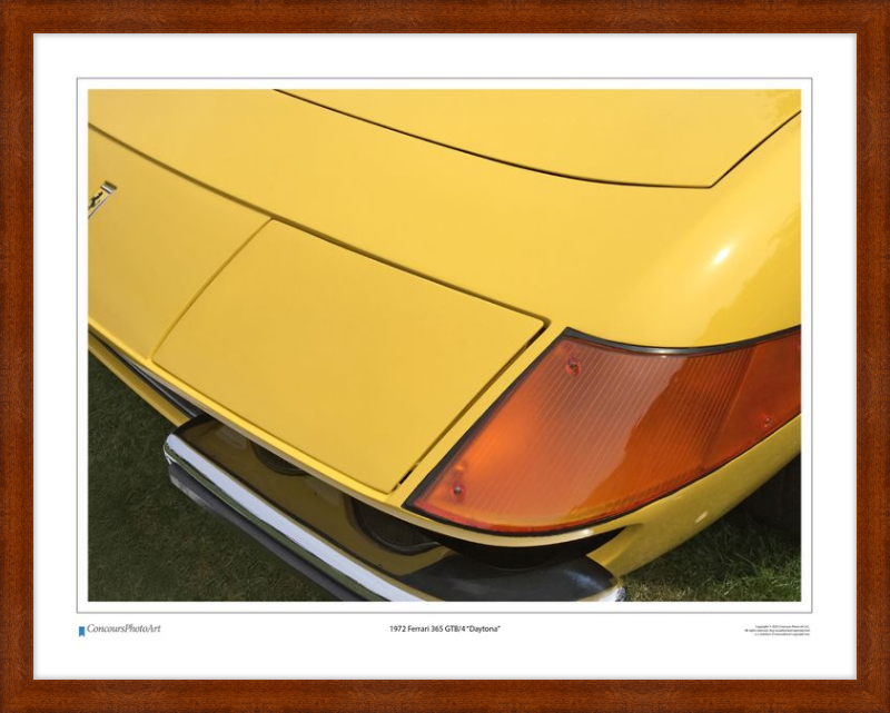 1972 Ferrari 365 GTB/4 “Daytona” / CPA205A / Color Image