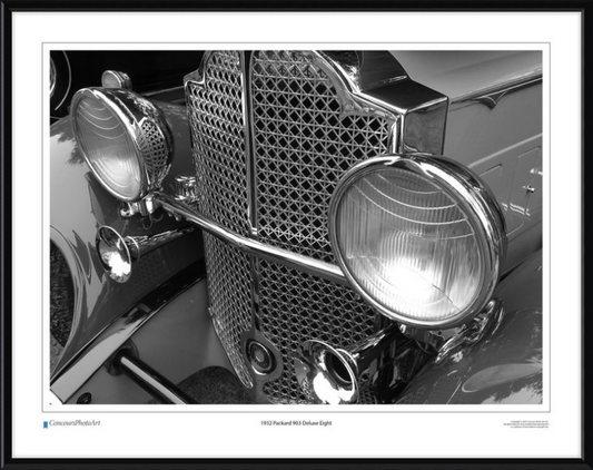1932 Packard 903 Deluxe Eight / CPA312B / Black and White