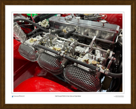 1968 Triumph TR250 2.5-liter Inline-six Triple Weber / CPA707A / Color Image